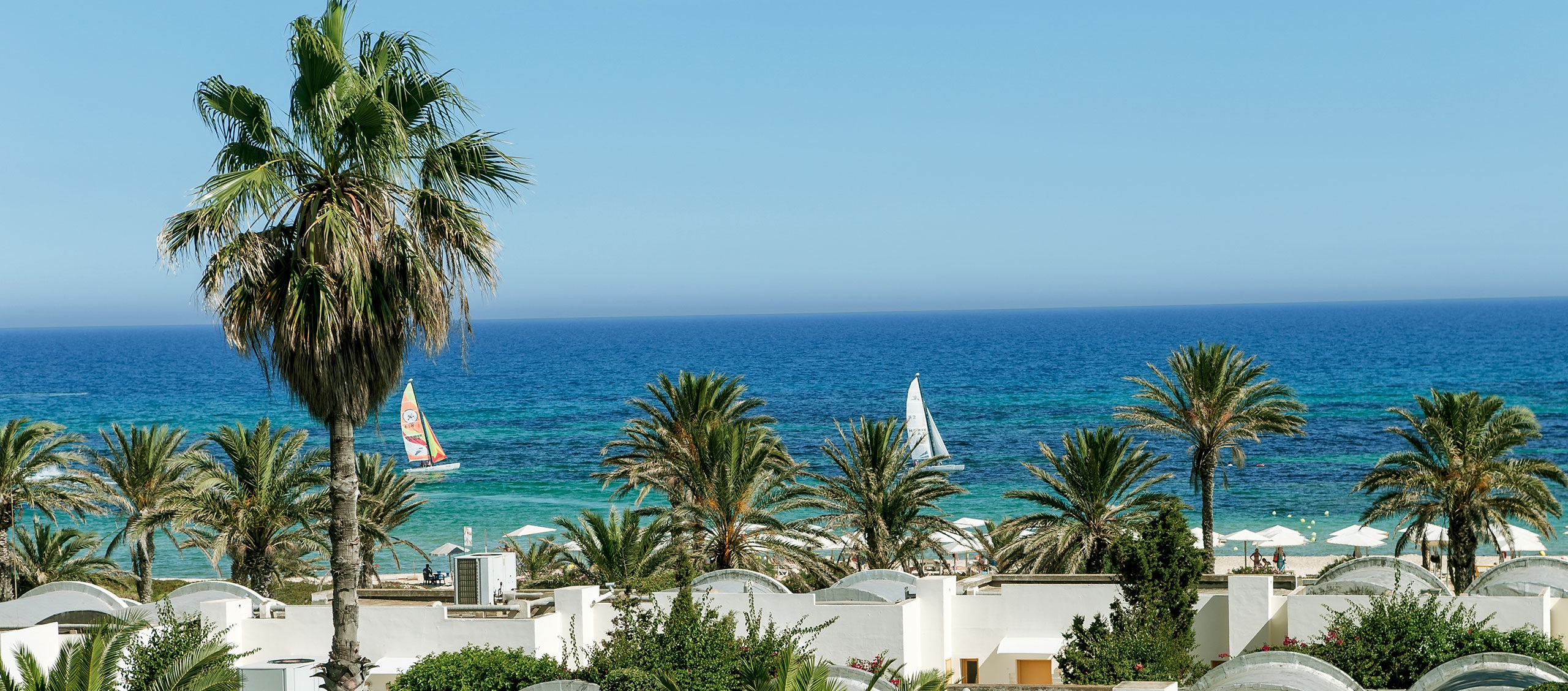 Delfino Beach Resort & Spa 4 *