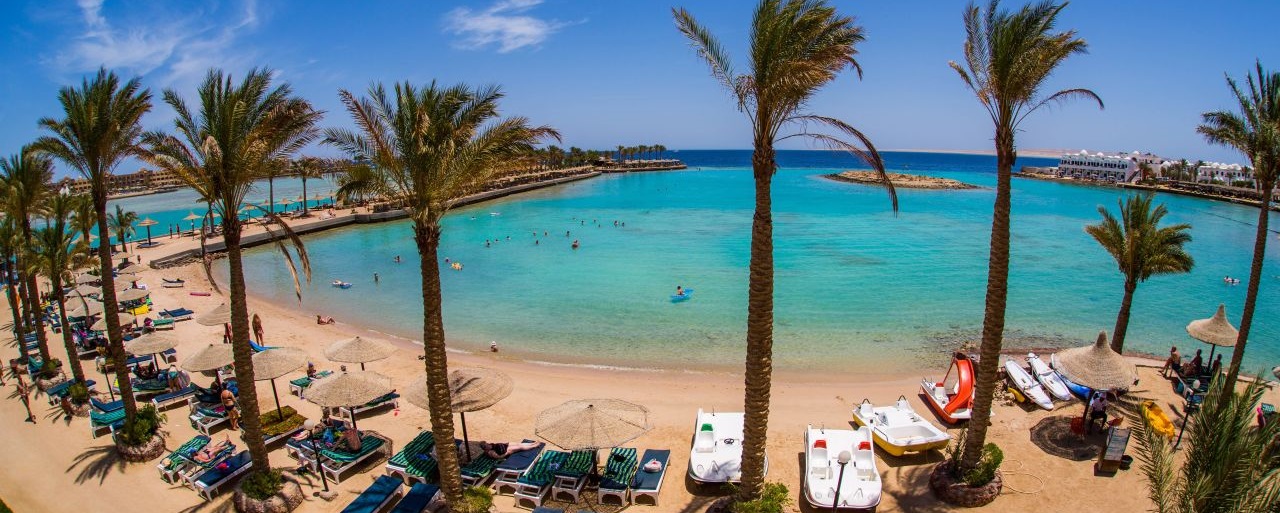 Группа отелей Azur 4 *
